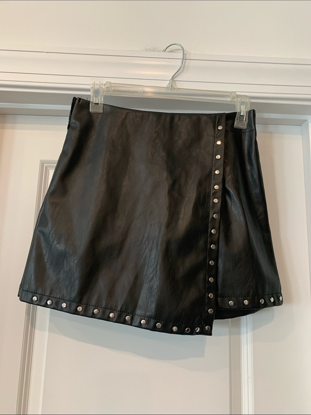 Black Faux Leather Studded Mini Skirt( skort) M NWOT - Picture 1 of 7